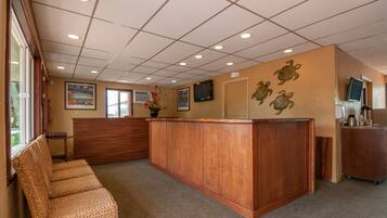 Área de estar no saguão