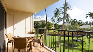 Condo, 2 habitaciones | Balcón