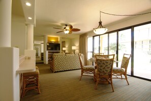In-room dining - Kauai Beach Villas (Lihue)