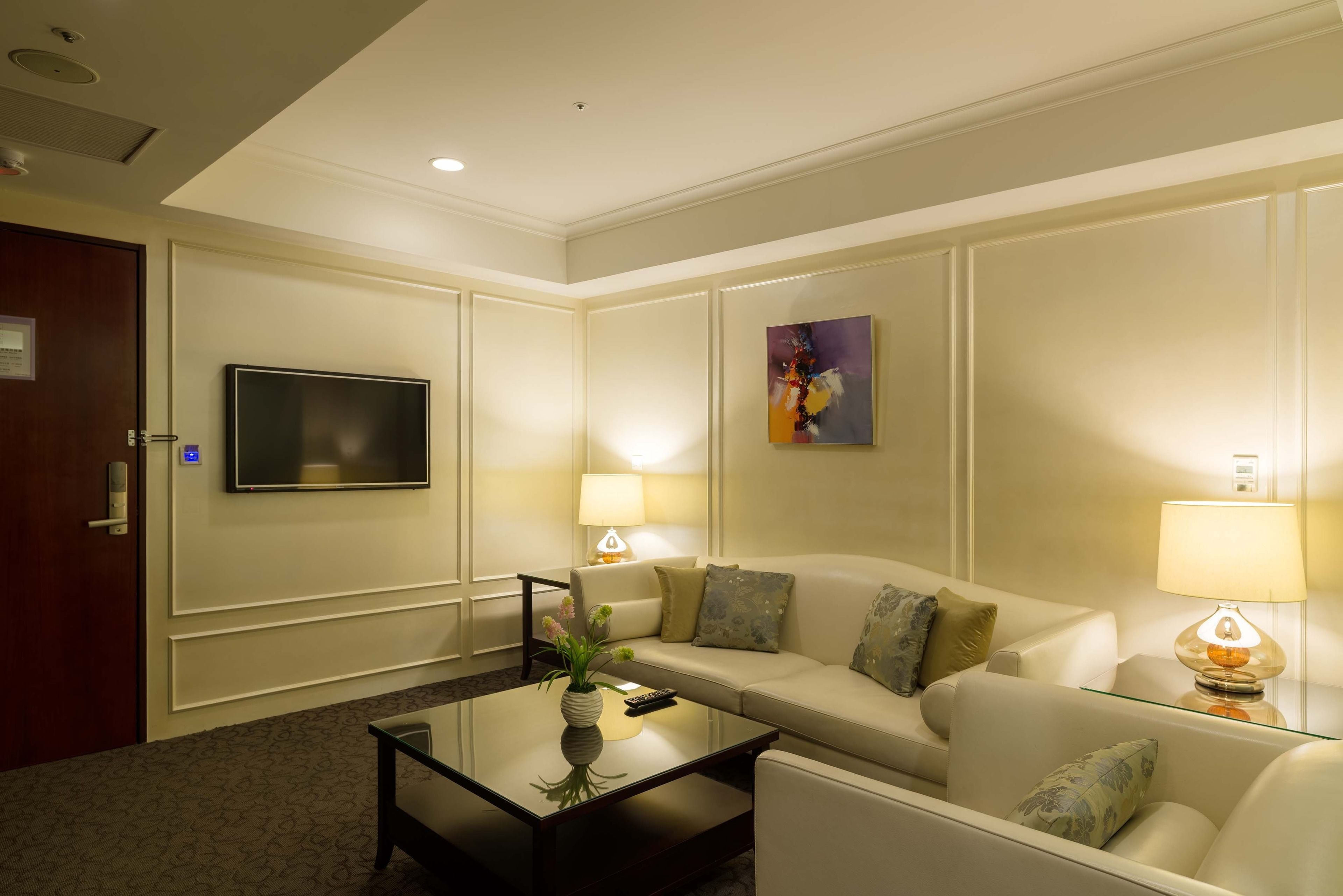 business room | in-room safe, desk, blackout curtains, soundproofing