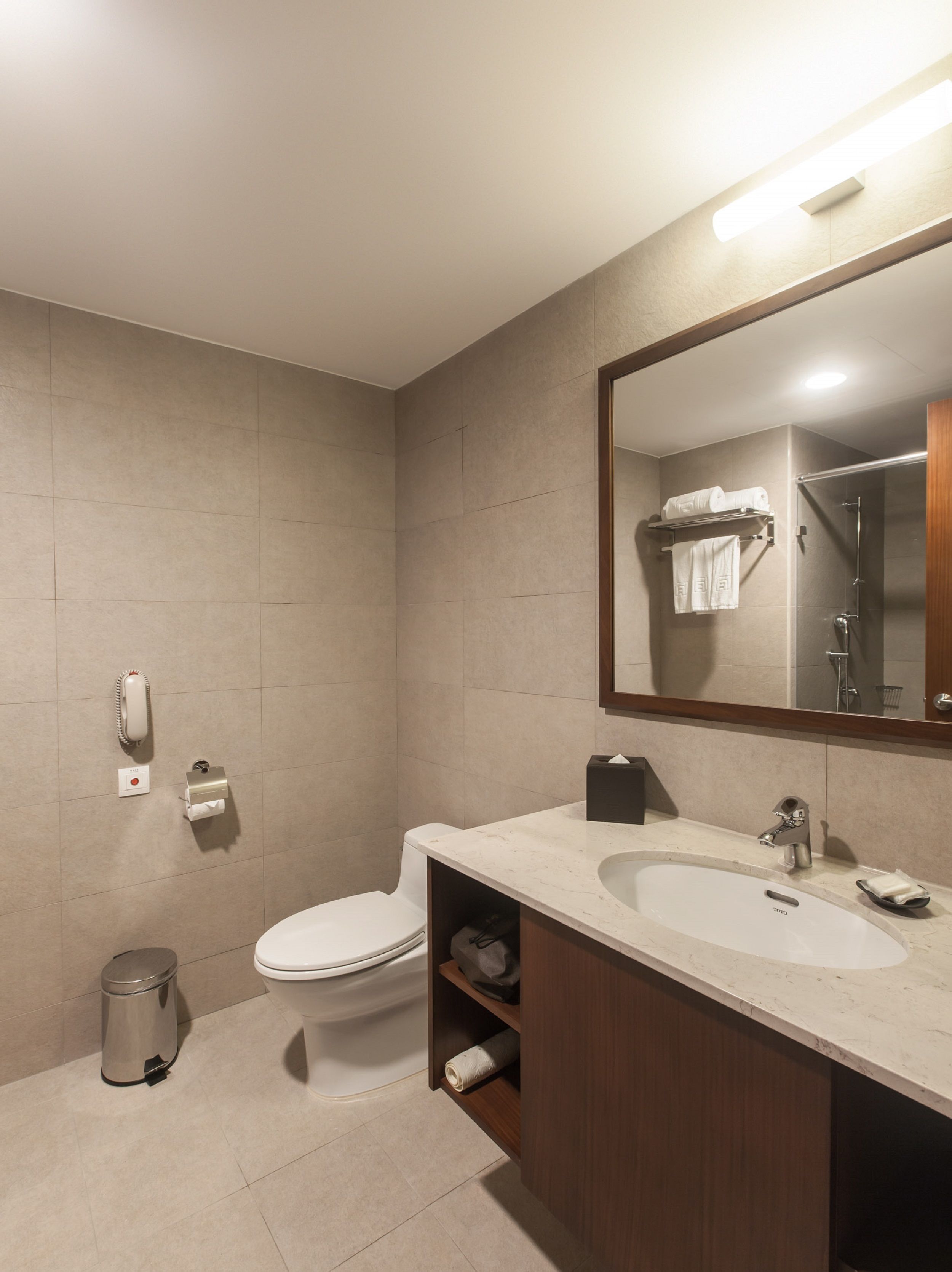 superior twin room | bathroom | shower, free toiletries, hair dryer, slippers