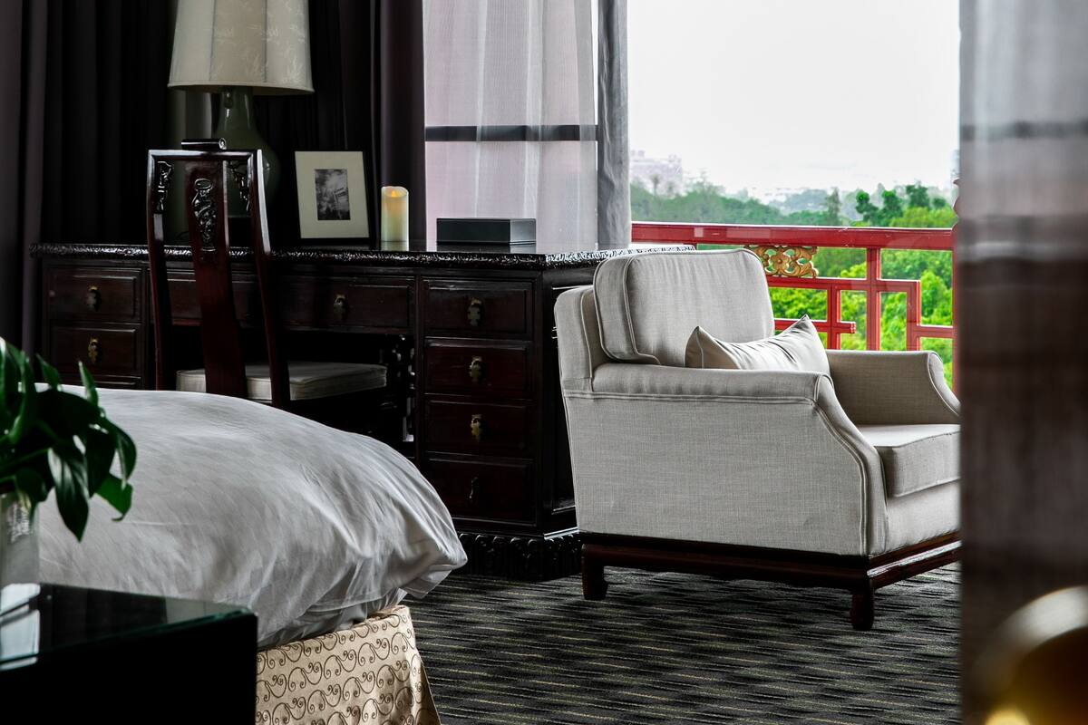 In-room safe, desk, blackout curtains, soundproofing