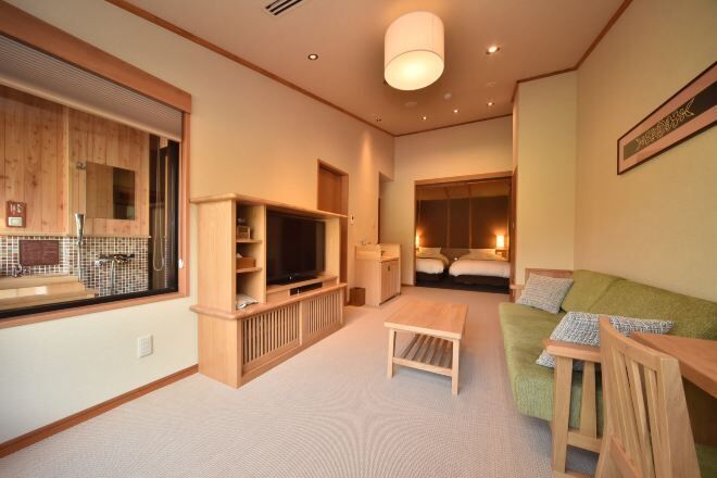 Hochwertige Bettwaren, Schreibtisch, kostenloses WLAN, Bettwäsche