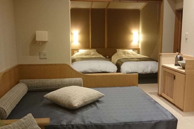 Hochwertige Bettwaren, Schreibtisch, kostenloses WLAN, Bettwäsche