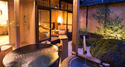 Nazuna Kyoto Nijo-jo