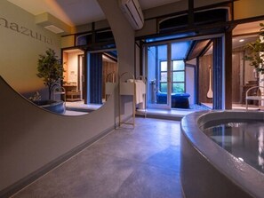 Luxury Kyoto Townhouse with open-air bath, Non Smoking (Ages 13+ only, Stairs inside guestroom) | Bathroom | Separate tub and shower, deep soaking tub, rainfall showerhead - Nazuna Kyoto Nijo-jo (Kyoto)