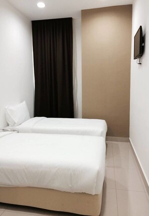 Iron/ironing board, free WiFi - YY48 Hotel (Kuala Lumpur)
