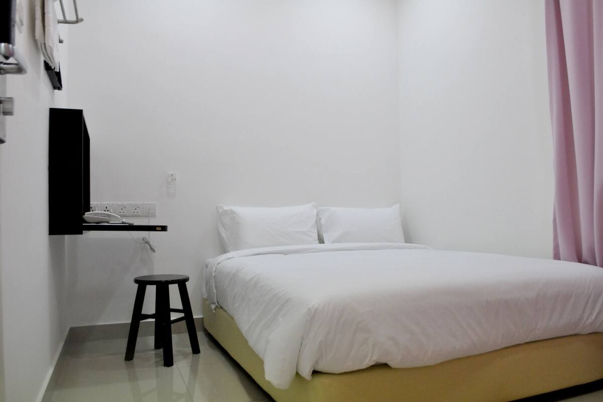 Habitación estándar | Tabla de planchar con plancha y wifi gratis