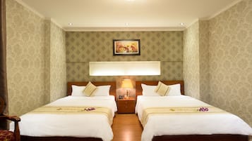 Family Quadruple Room, 2 Queen Beds, City View | Room amenity