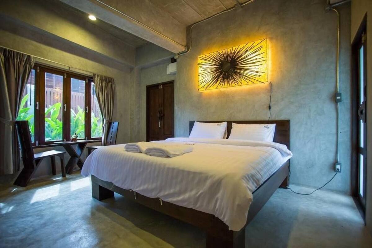 Deluxe Double Room | Free WiFi