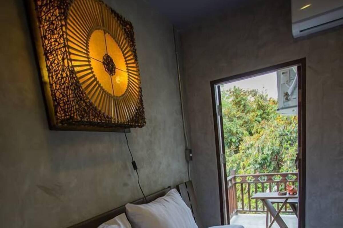 Standard Double Room | Free WiFi