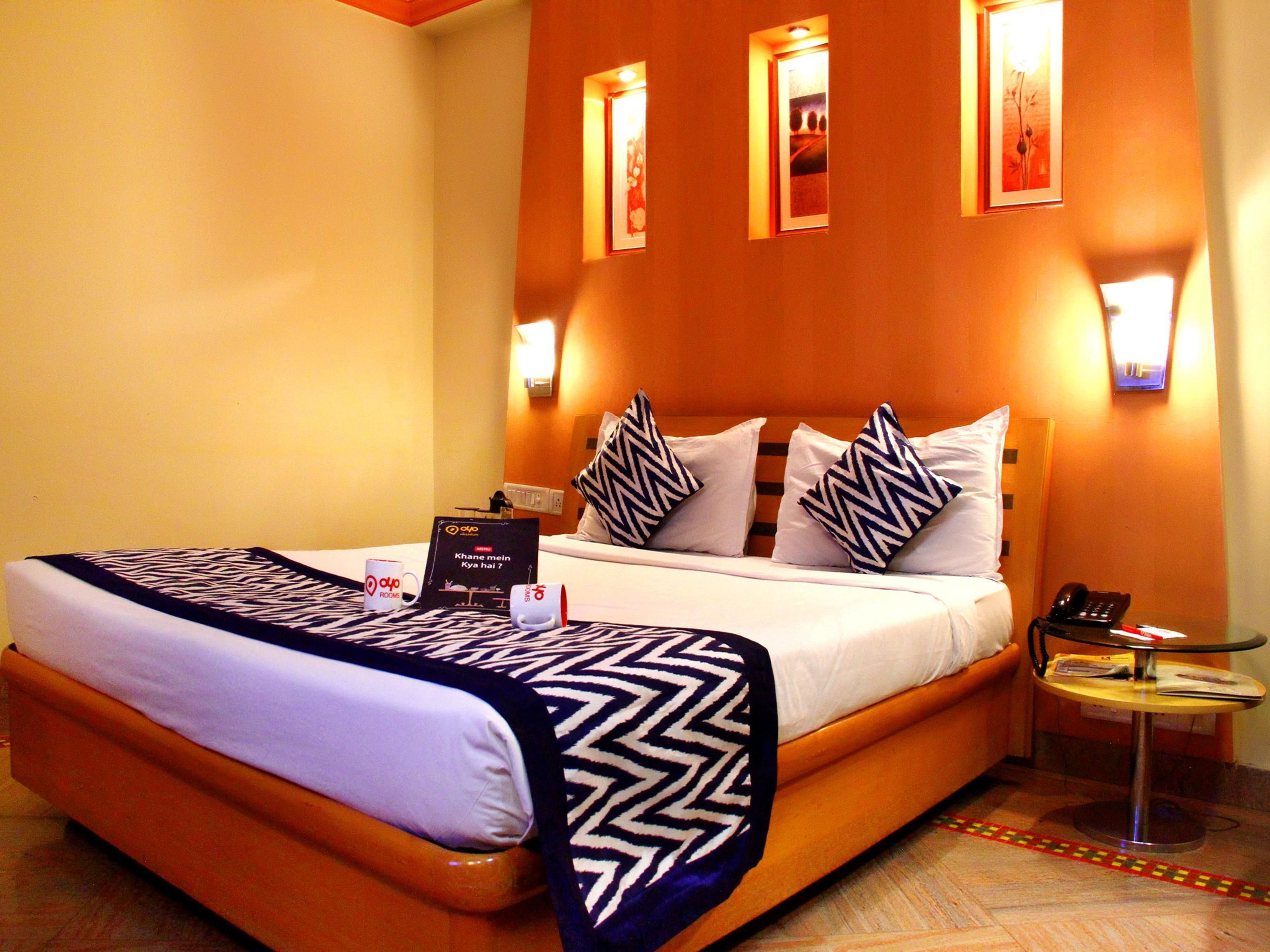 standard double or twin room, 1 double bed, private bathroom | in-room safe, desk, free wifi