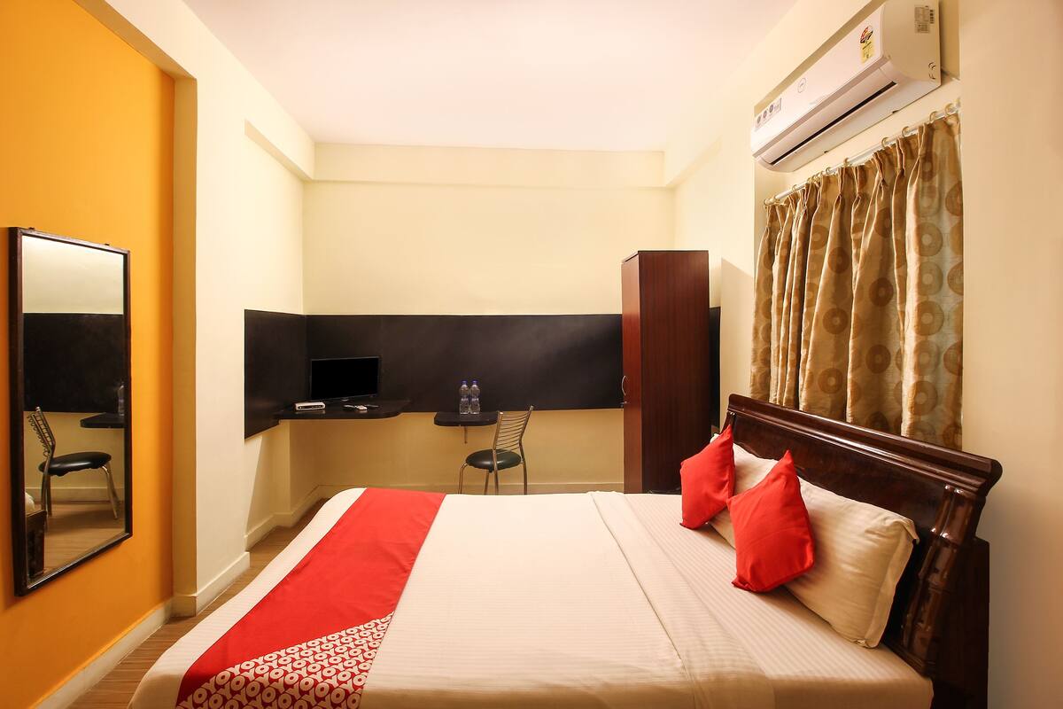 Deluxe Double or Twin Room, 1 King Bed | Premium bedding, bed sheets