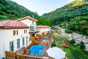 Exterior - Hill & Falls House (Gapyeong)