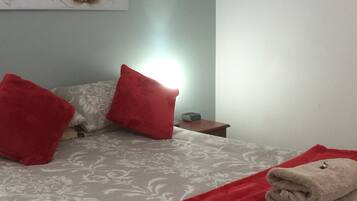 Kamar Triple Superior, Beberapa Tempat Tidur | Didekorasi berbeda-beda dan dilengkapi dengan perabotan berbeda-beda