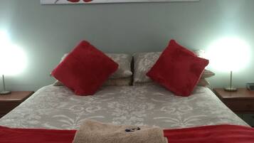 Kamar Triple Superior, Beberapa Tempat Tidur | Pemandangan dari kamar