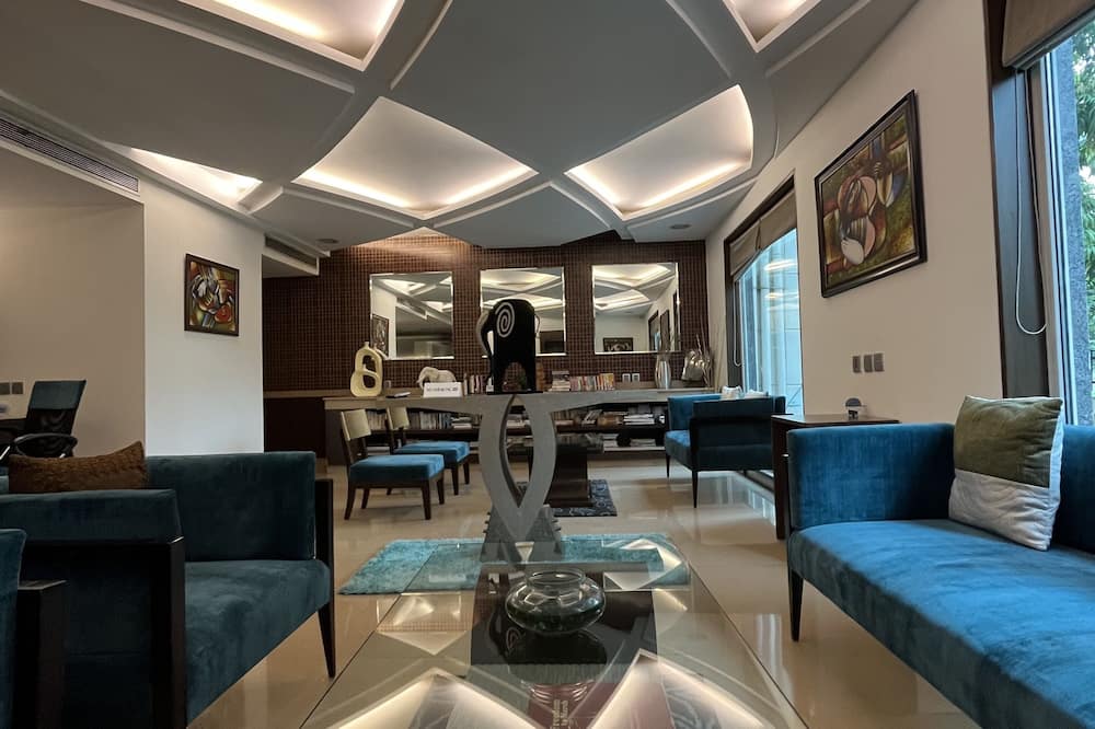 YUHI MANSIONS | A Boutique Stay