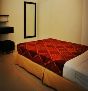 Desk, free WiFi - Old Budget Hotel (George Town)
