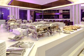 Desayuno estilo bufé