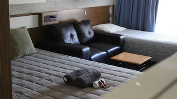 Free WiFi, bed sheets