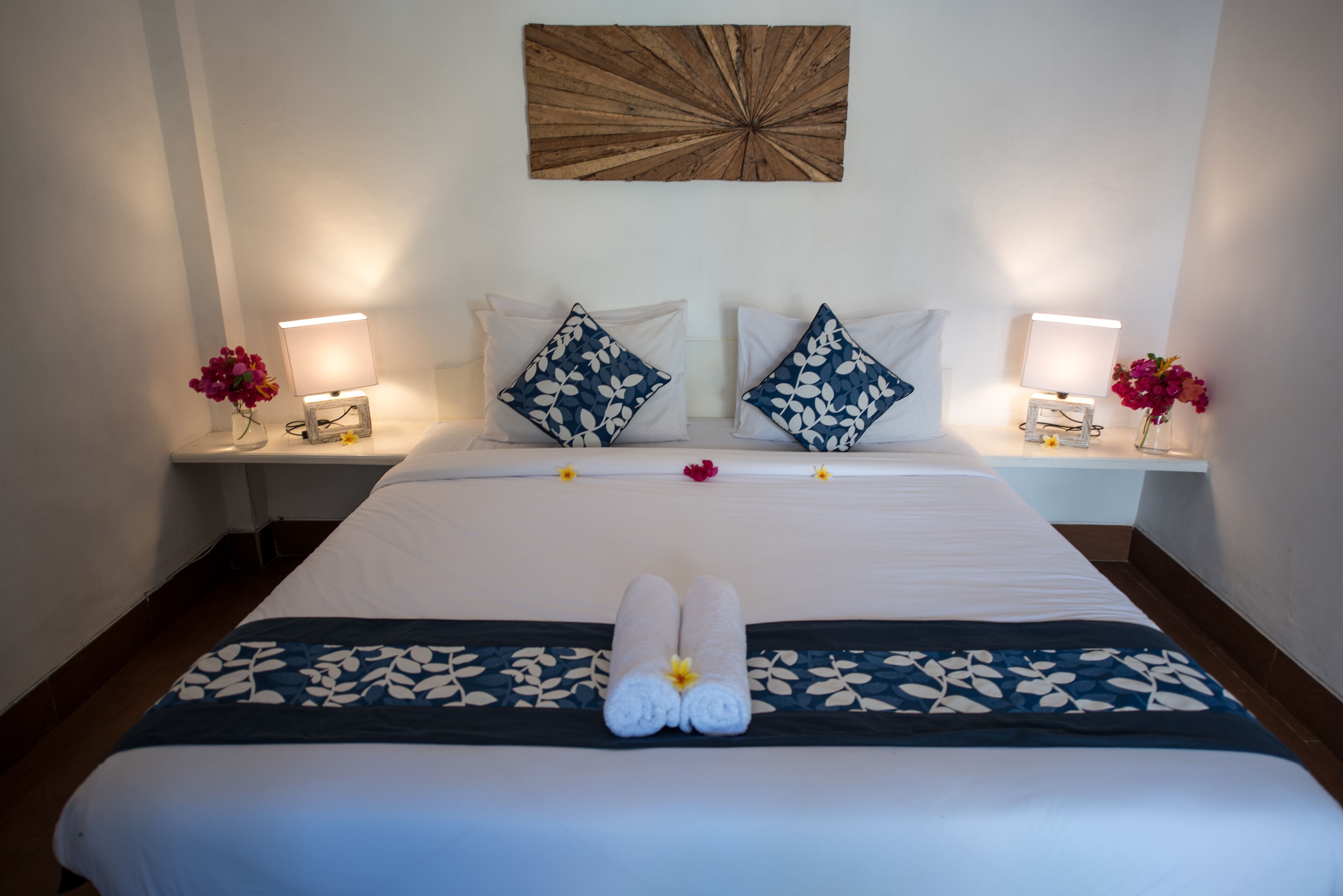 1 bedroom, premium bedding, in-room safe, desk