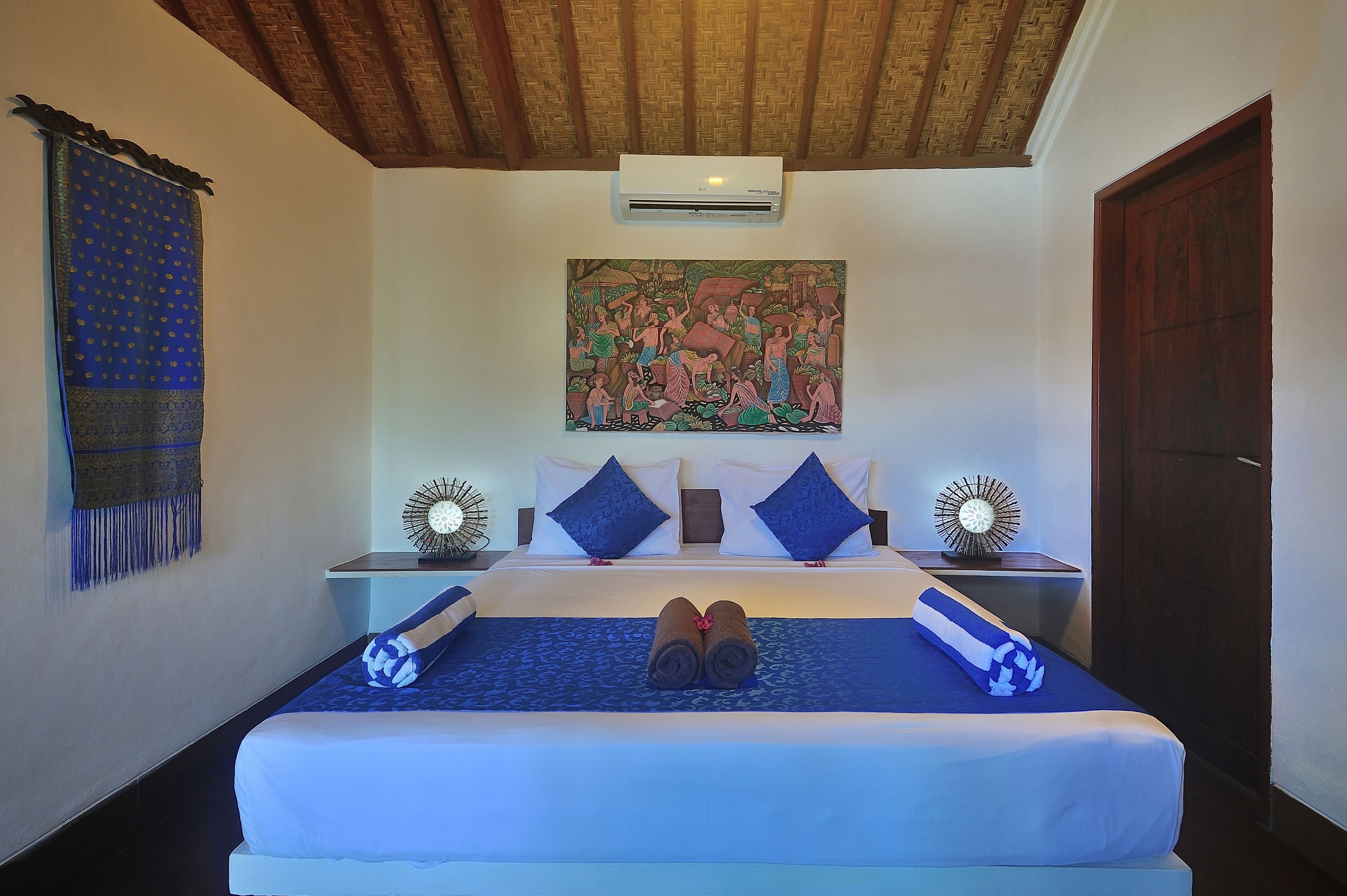 1 bedroom, premium bedding, in-room safe, desk