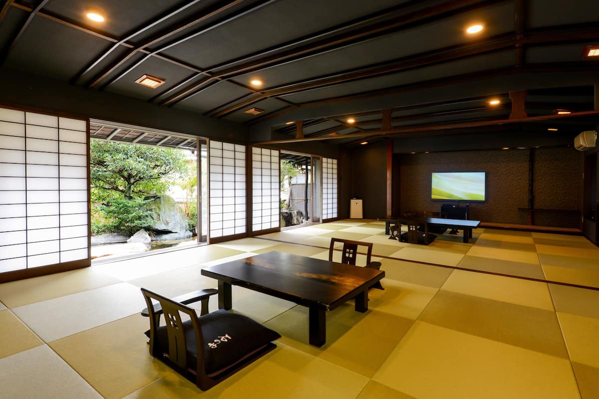 Suite tradicional (Japanese Style, with Cypress Bath) | 1 habitación, ropa de cama de alta calidad y edredón