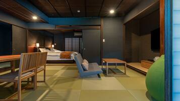 Two-beds Suite with Private Open-air Bath (Japanese Stone Bath) | Down duvets, memory-foam beds, free minibar, in-room safe