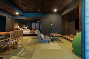 Premier tvåbäddsrum (Japanese Style, Open-Air Rock Bath) | Duntäcken, memory foam-madrasser och gratis produkter i minibar