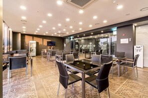 Breakfast served - Hotel the May (Namyangju)