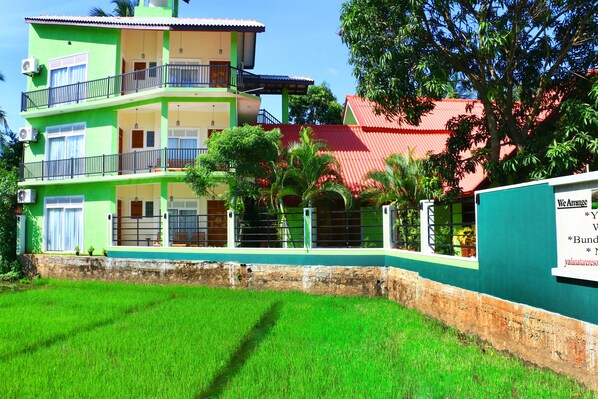 Front of property - Nature Resort Tissamaharama (Thissamaharama)