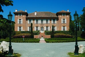 Front of property - Château de Barbet (Lombez)
