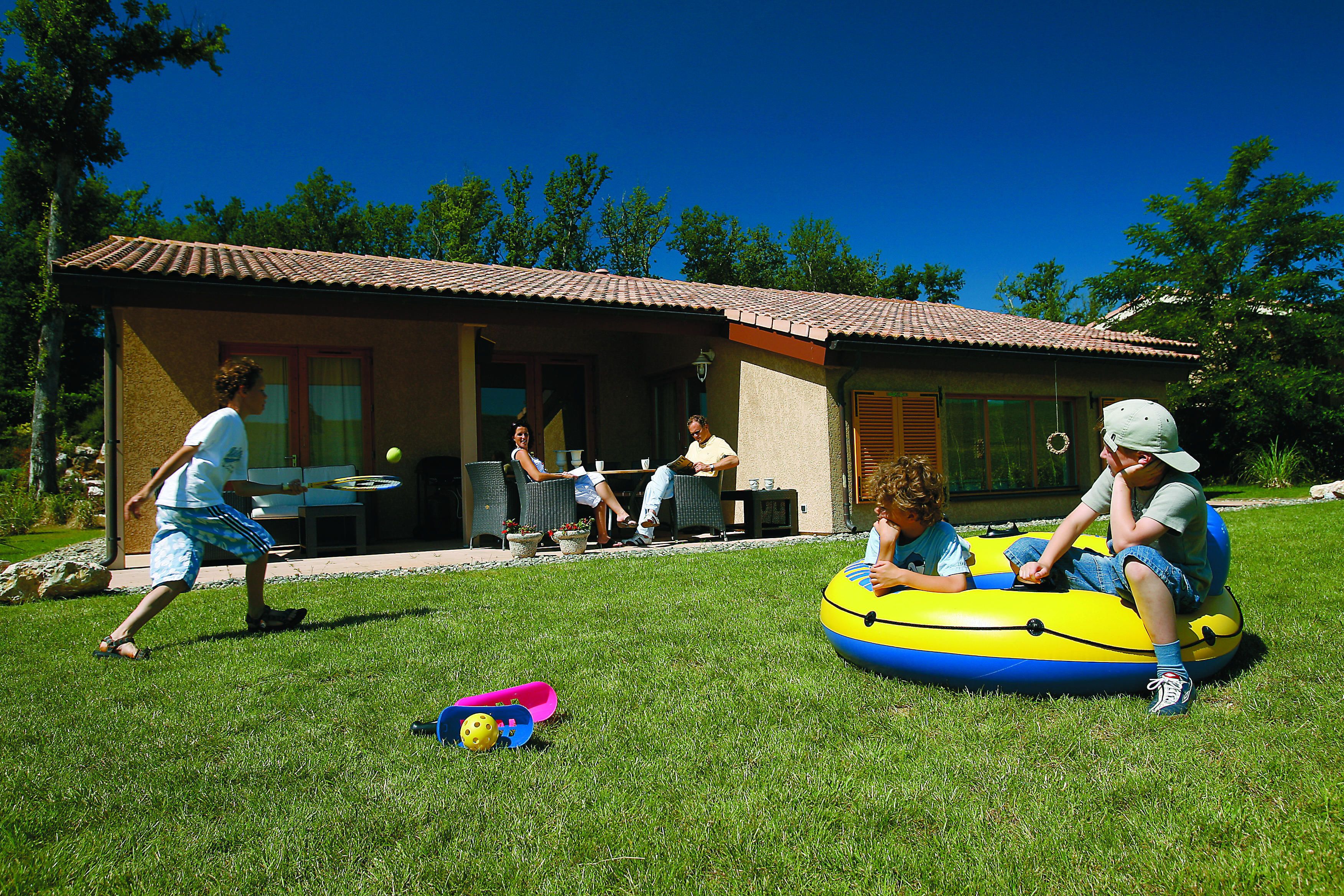 Villa Confort, 3 habitaciones | Muebles diferentes, insonorización, wifi y ropa de cama 