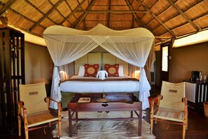 Double or Twin Room | In-room safe, individually decorated, individually furnished, bed sheets