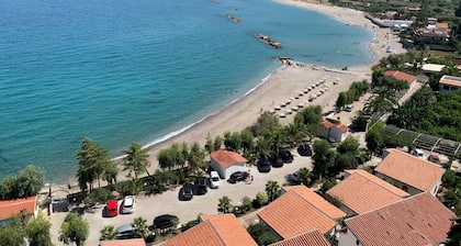 Testa di Monaco Natural Beach