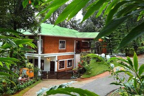Exterior - Madhumanthra Resort (Devikolam)