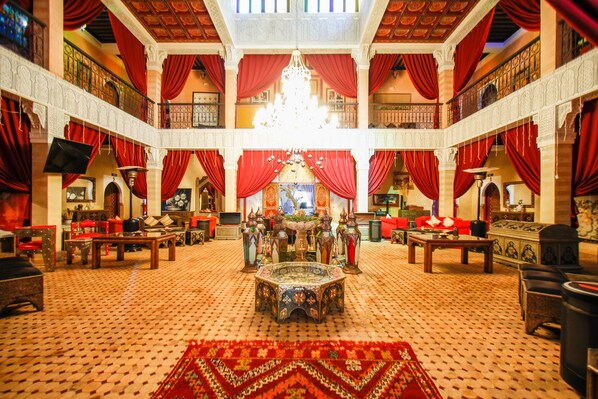 Bar (en la propiedad)