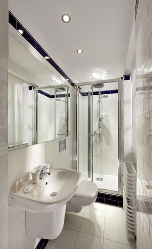 Apartment | Bathroom