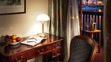 Apartment | Room amenity