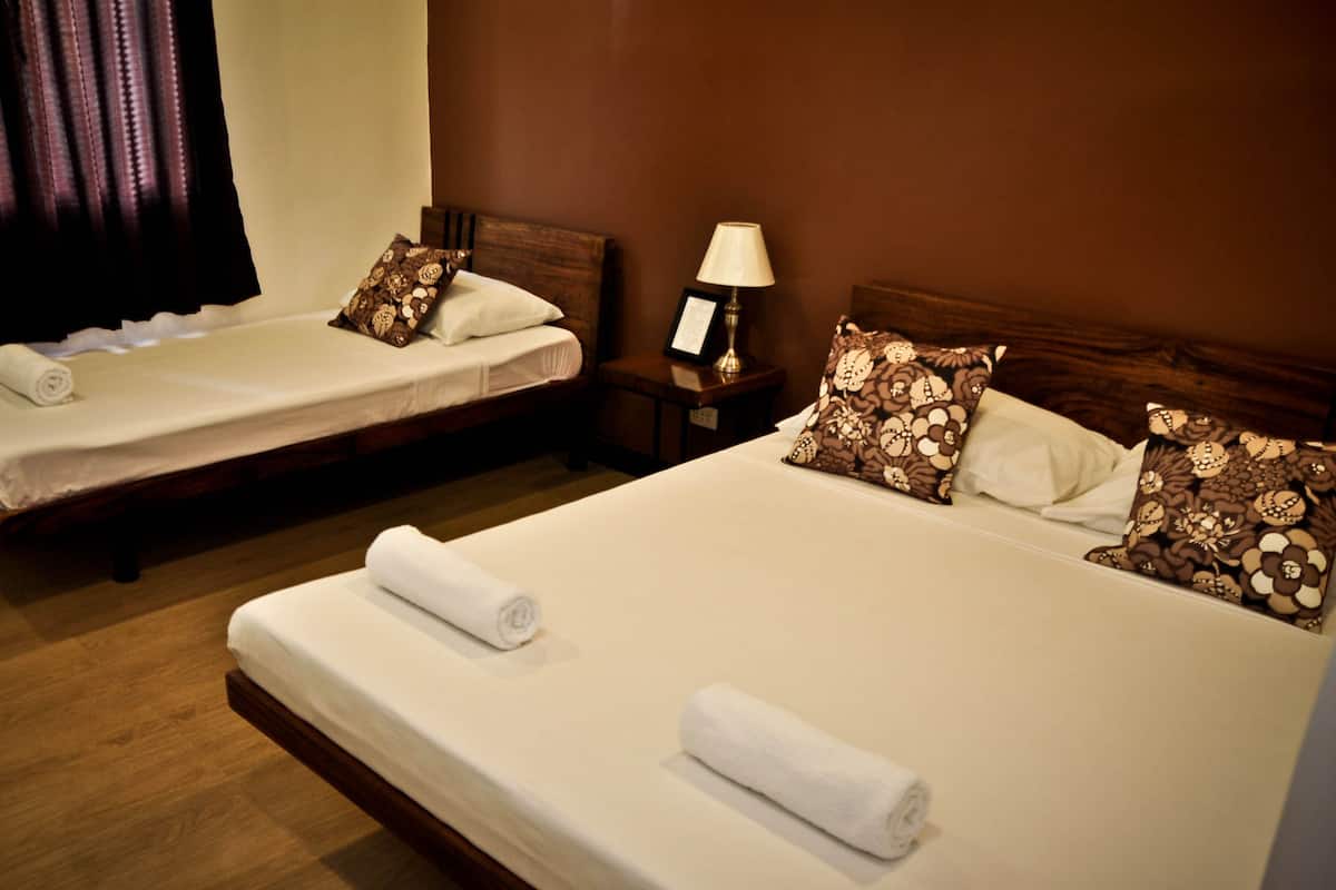 Triple Room, Balcony | Free WiFi, bed sheets