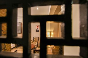 Luxury Room, 1 Bedroom, Non Smoking, Refrigerator | Floor plan - Hotel Maharana Inn Chembur (Mumbai)