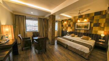 1 bedroom, Egyptian cotton sheets, premium bedding, minibar