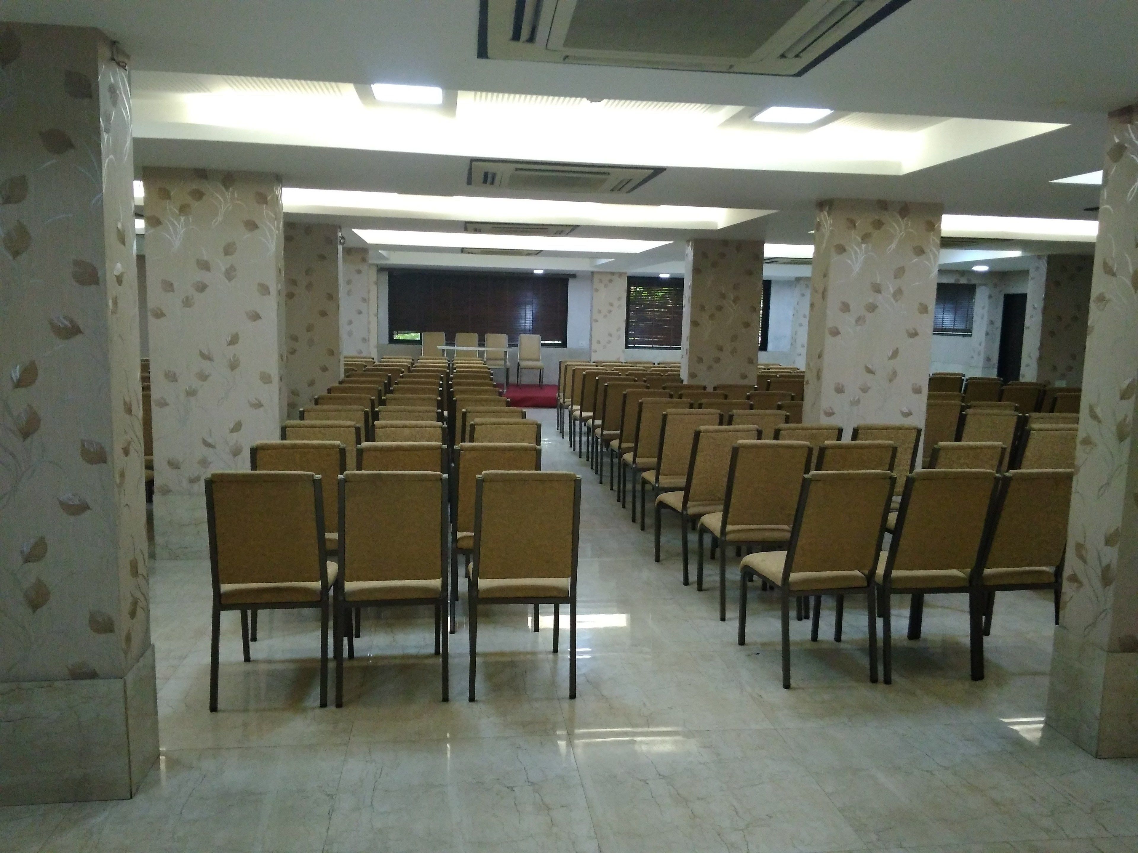 Foto - Hotel Maharana Inn Chembur