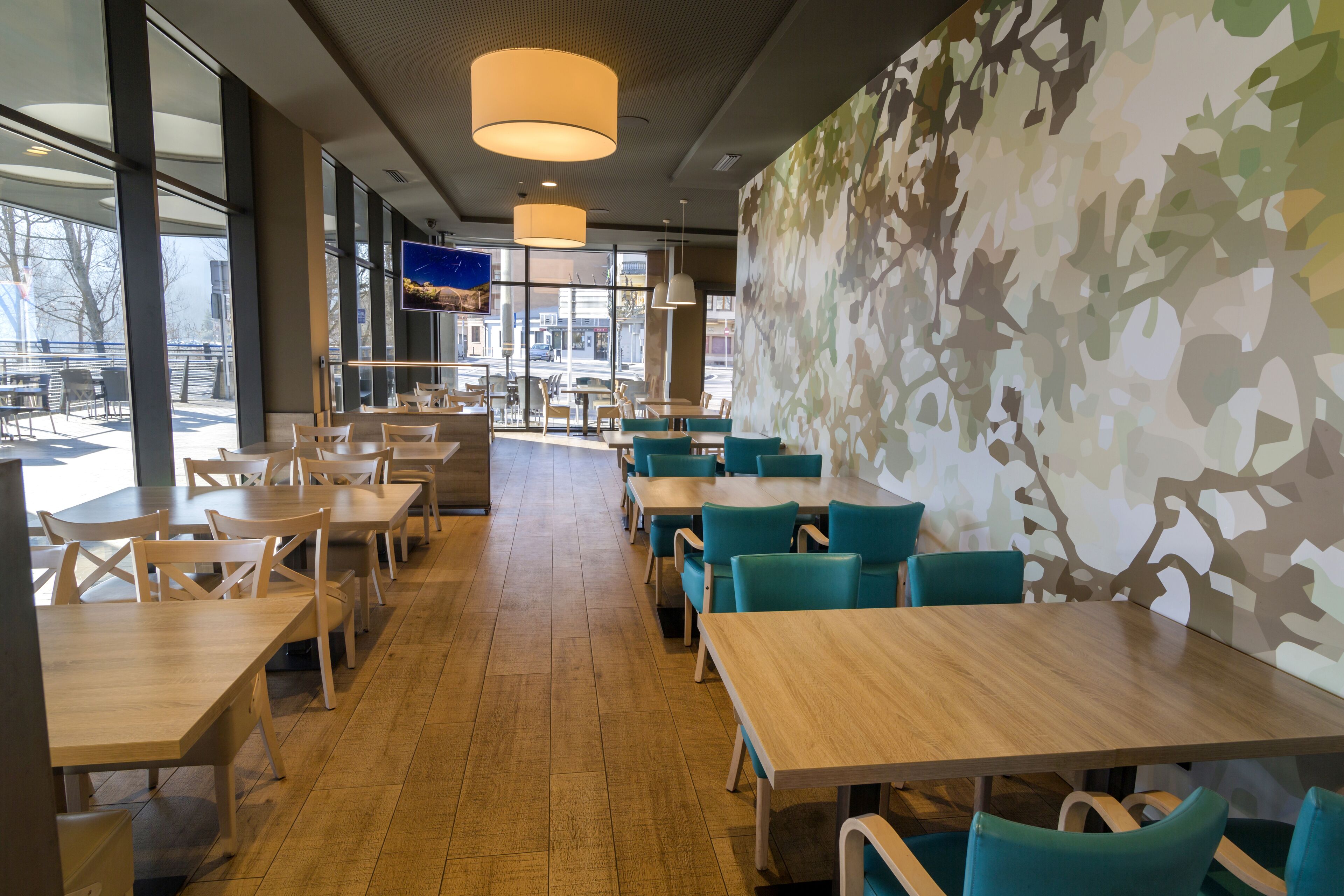 Serveert lunch en diner