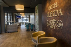 Lobby - Hospedium Hotel Lleida (Graus)