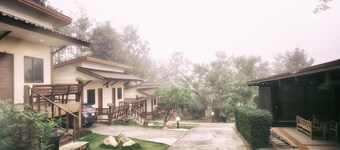 Pai Happy Village