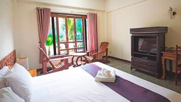 واي فاي مجانًا وملاءات أسرّة