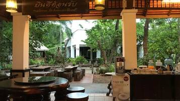 Daily English breakfast (THB 100 per person)