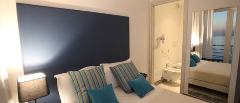 Ropa de cama de alta calidad y artículos del minibar gratis