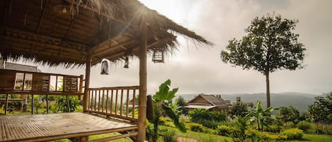 Chalet, Fan | Terrace/patio